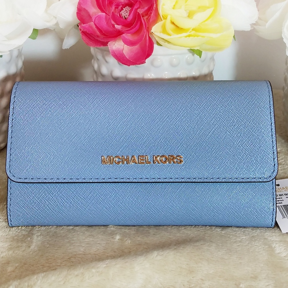 NEW Michael Kors Jet Set Travel Trifold Wallet
